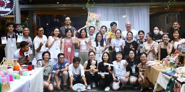 Helly Tống cùng giới trẻ khoe sản phẩm Việt với #VietFlex Challenge