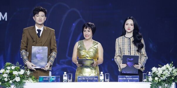Dược sĩ Tiến – Hương Giang đồng hành cùng Miss Universe Vietnam