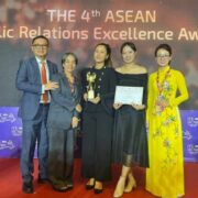YeaH1 tiến đến hành trình thăng cấp từ Premium show