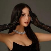 Nhan sắc hoa khôi Thanh Thảo đăng ký dự thi Miss Grand Vietnam 2024