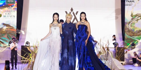 NTK Bùi Hoàng Ân ra mắt BST “Dệt nắng chàm” mang thông điệp ý nghĩa
