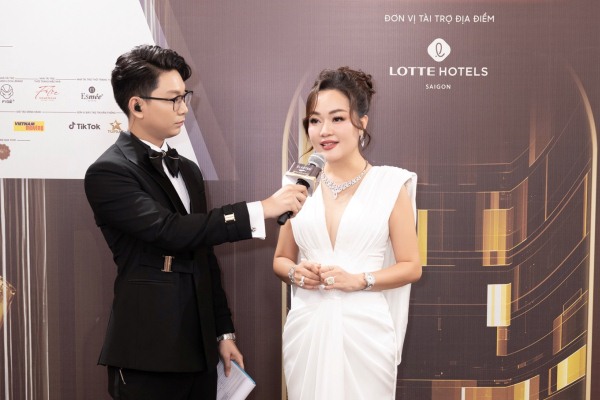 Ngọc Châu Âu là nhà tài trợ vương miện Miss Grand Vietnam 2024