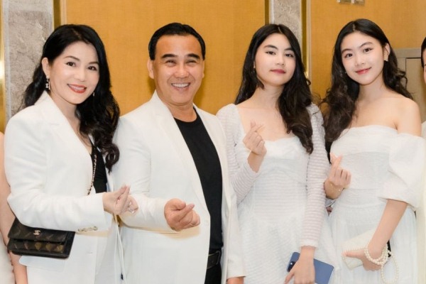 Quyền Linh: “Khi tôi chưa có gì trong tay thì vợ đã đi xe hơi”