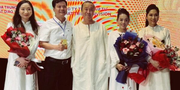 Đêm nhạc “Âm nhạc Phật giáo Việt Nam” thu hút khán giả nhiều thế hệ