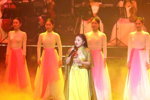 Gia Linh: 16 tuổi, một sân khấu lớn và cú bứt phá đầy cảm xúc