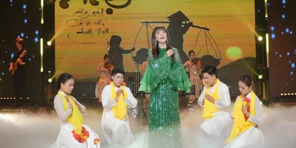Ca sĩ Kim Hoa: Điều hạnh phúc nhất là còn được gọi một tiếng Mẹ